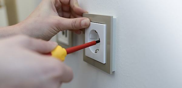 Elektro­installation bei Höschel & Baumann Elektro GmbH in Apolda