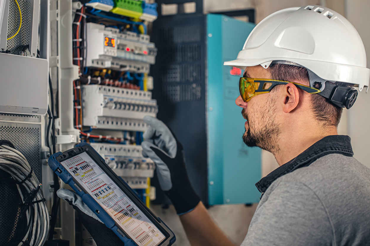 Industrie und Gewerbe bei Höschel & Baumann Elektro GmbH in Apolda